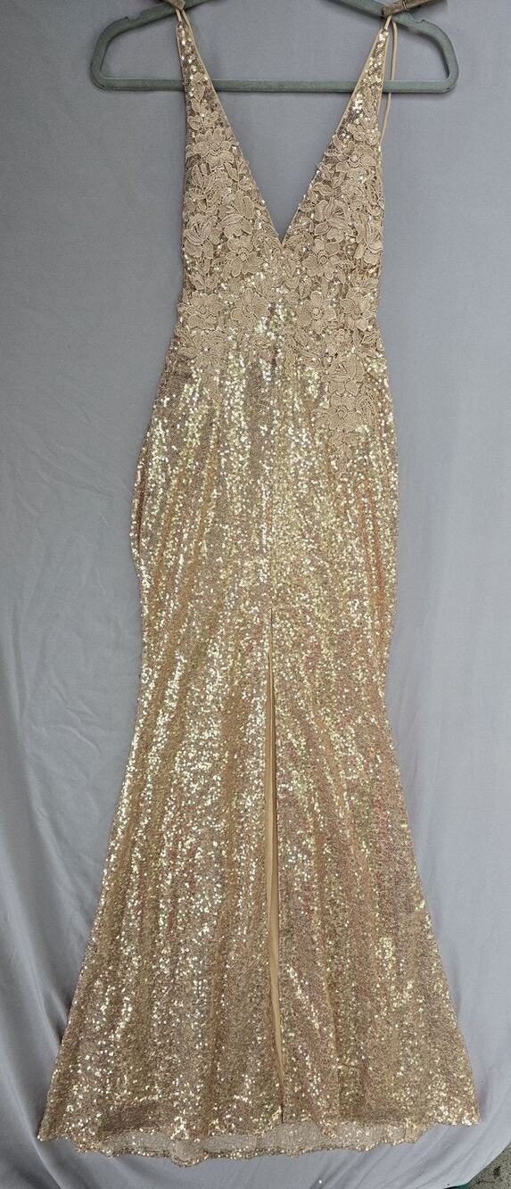 Fashion Nova Dress Womens XS Gold Sequin Lace V Neck Mermaid Gown Formal